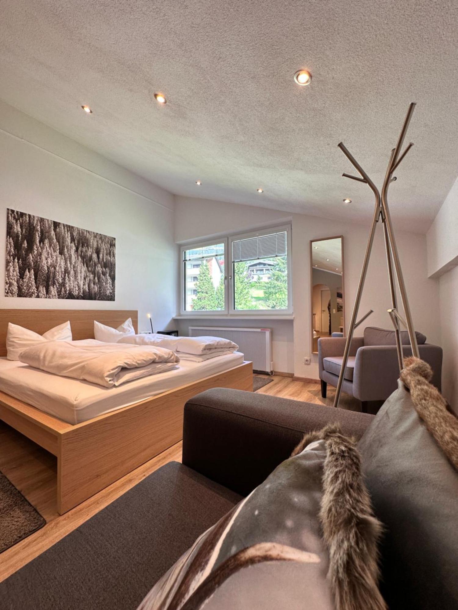 Zentrum Appartements Lorenzin Gaschurn Buitenkant foto