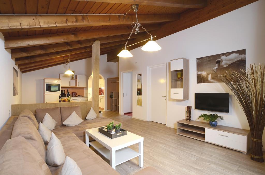Zentrum Appartements Lorenzin Gaschurn Buitenkant foto