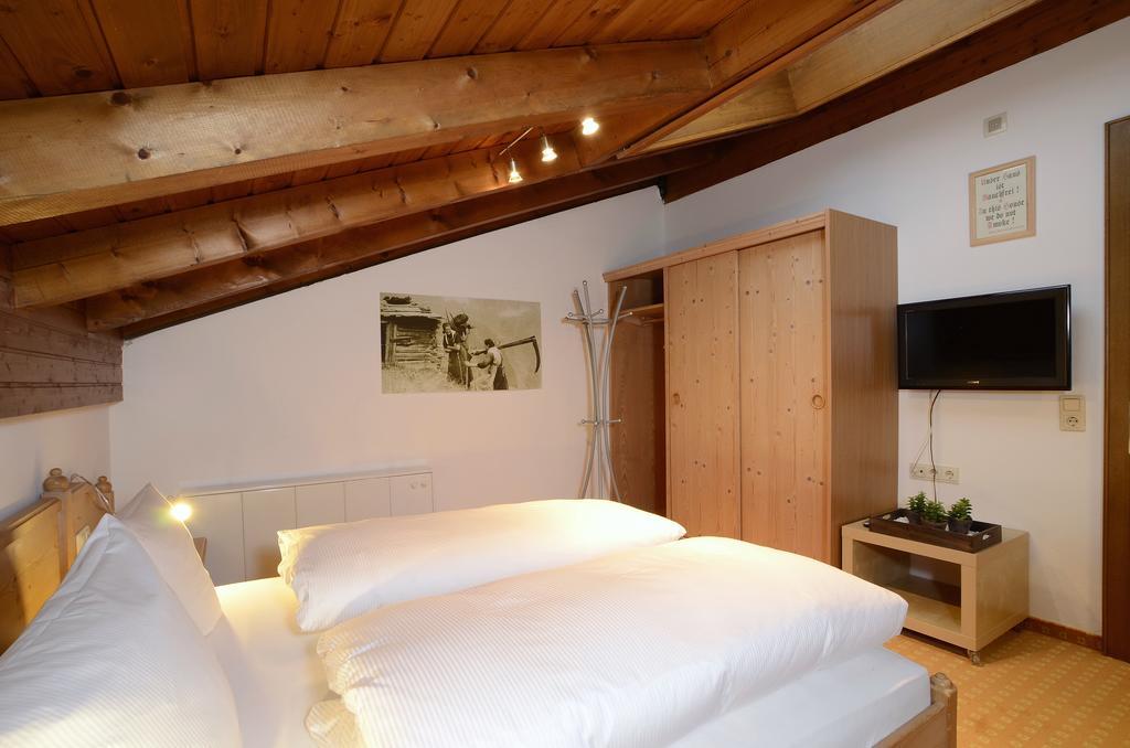 Zentrum Appartements Lorenzin Gaschurn Buitenkant foto